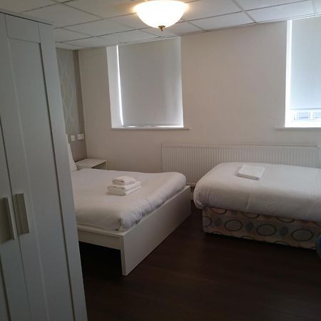 Gloucester House Bradford  Bagian luar foto
